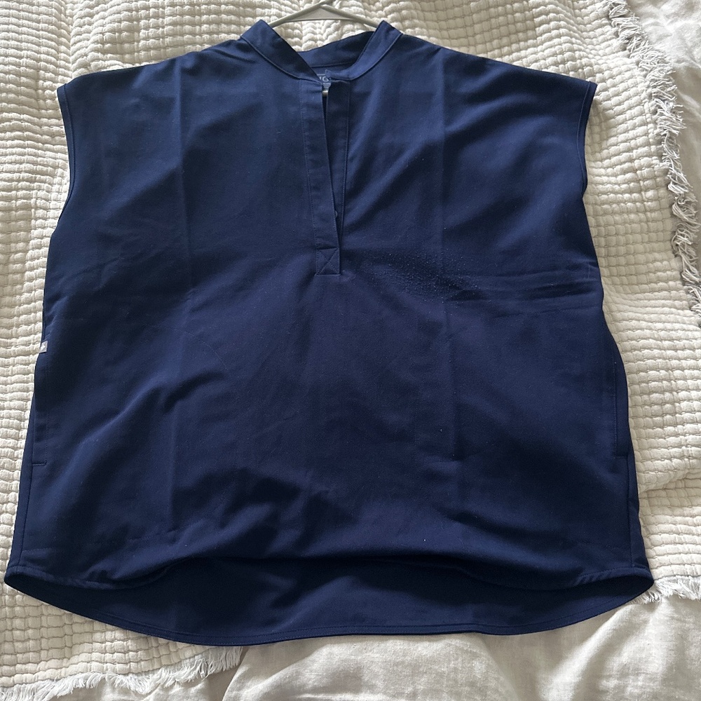 Figs Rafaela oversized scrub top